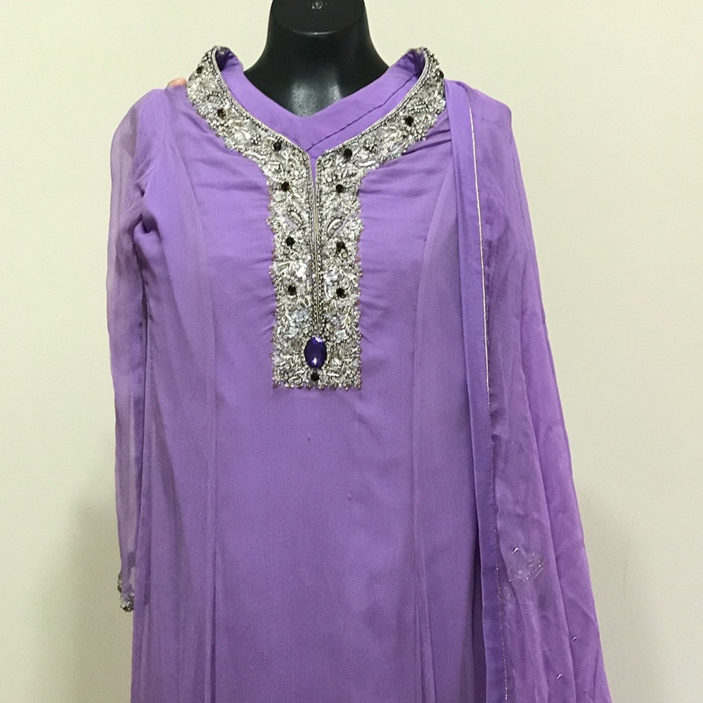 3 piece custom made Pakistani dress 💜
